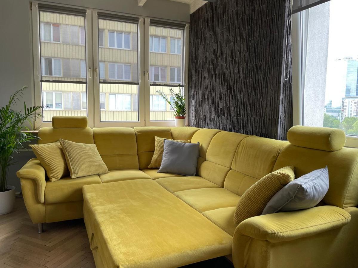Grey Gucci Apartment City Center Warsaw Exterior photo