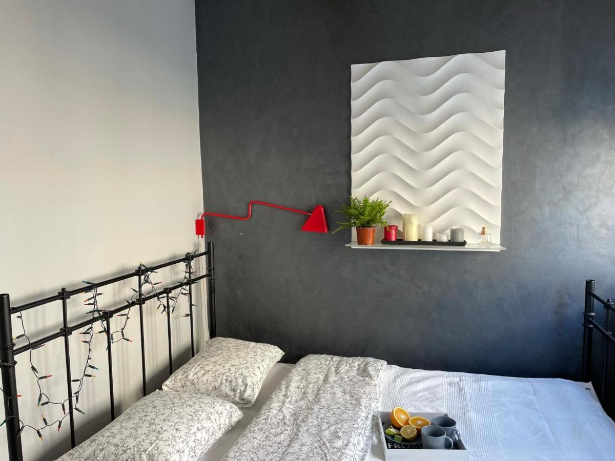 Grey Gucci Apartment City Center Warsaw Exterior photo